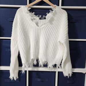 Mod  Black Label White V-neck Pullover Distressed Fringe Cropped Sweater Small
